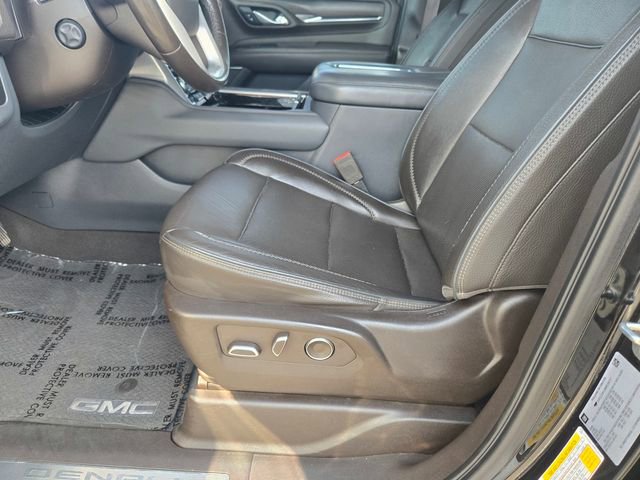 Used 2021 GMC Yukon Denali w/ Denali Premium Package AWD/4WD image 12