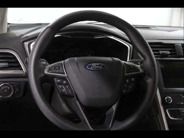 Certified 2020 Ford Fusion SE FWD image 7