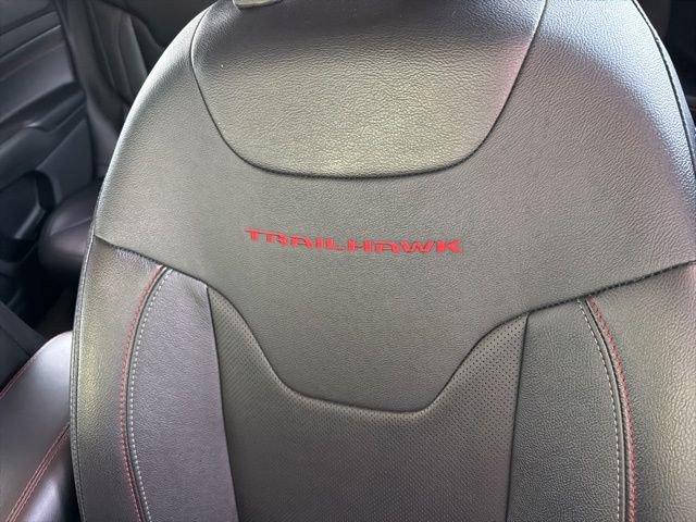 Used 2022 Jeep Compass Trailhawk w/ Trailhawk Elite Group image 20