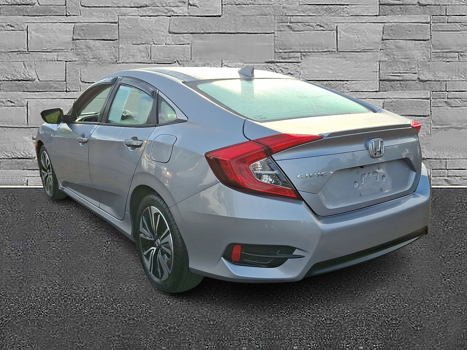 Used 2017 Honda Civic EX-T image 8