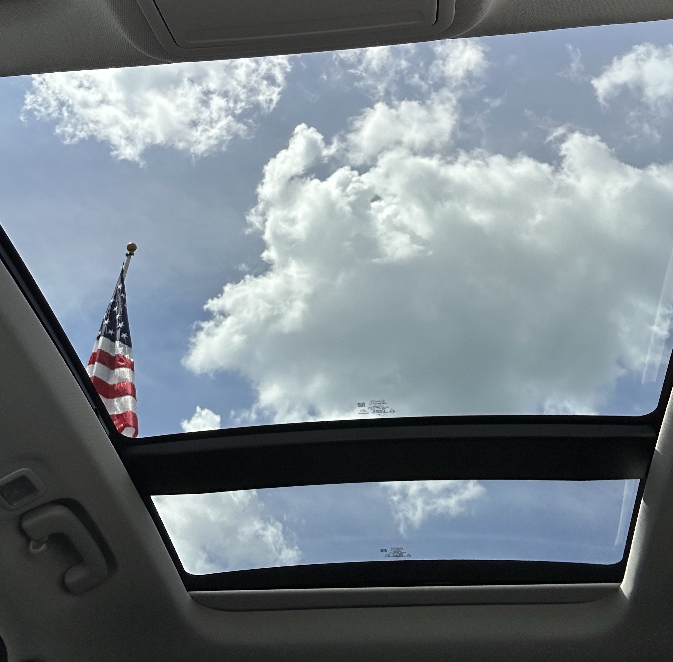 Certified 2022 Ford Escape SEL w/ SEL Stealth AWD Package image 30