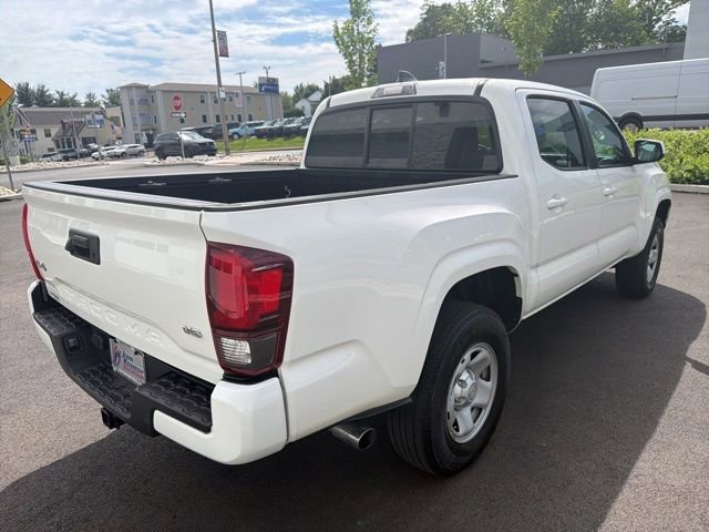Used 2022 Toyota Tacoma SR AWD/4WD image 6