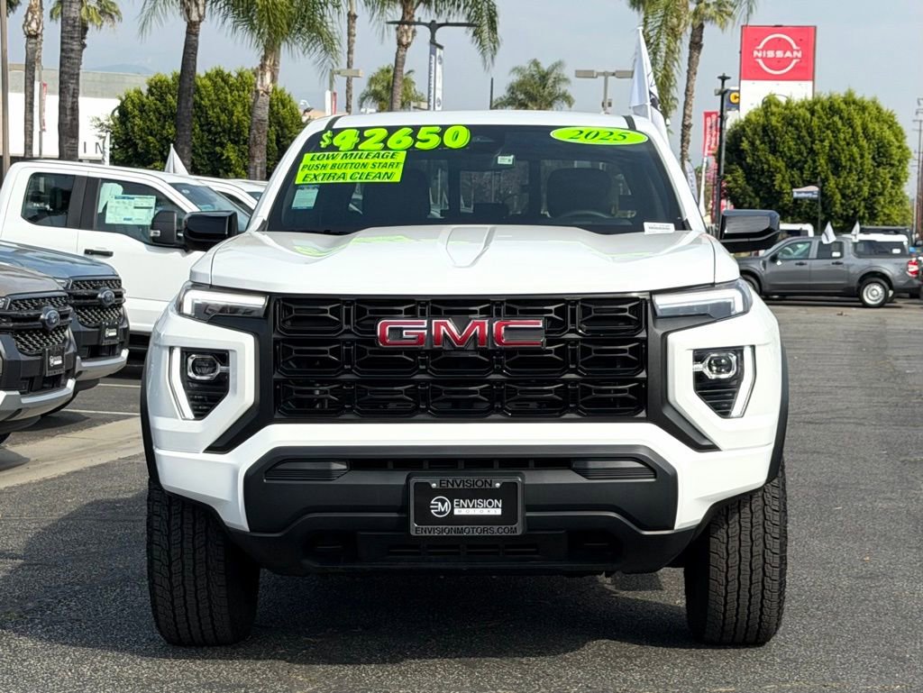 Used 2025 GMC Canyon Elevation image 3