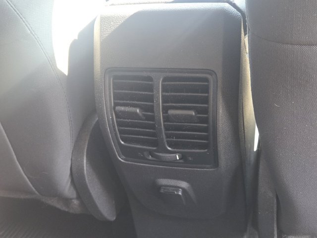 Certified 2019 Ford Escape SE FWD image 15
