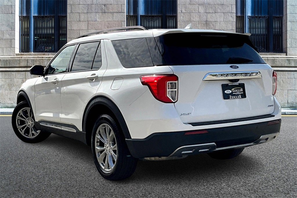 Certified 2022 Ford Explorer XLT w/ Equipment Group 202A image 10