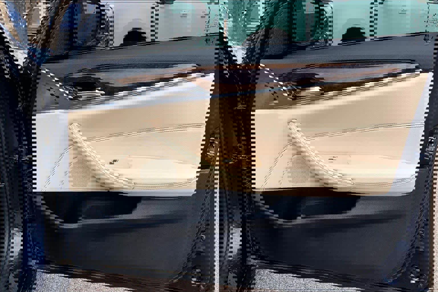 Used 2018 BMW 530i image 23