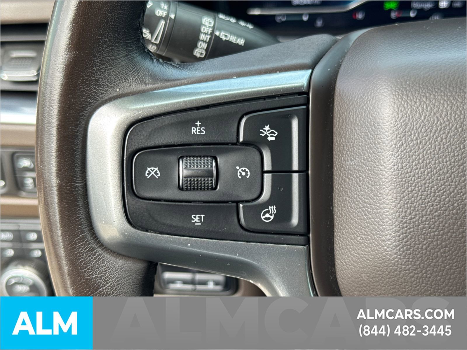 Used 2022 Chevrolet Suburban Z71 w/ Z71 Off-Road Package image 31