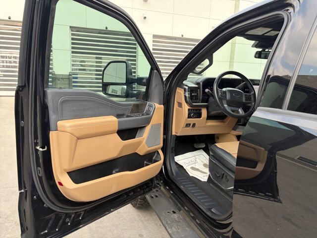 Certified 2024 Ford F350 Lariat w/ Lariat Ultimate Package AWD/4WD image 24