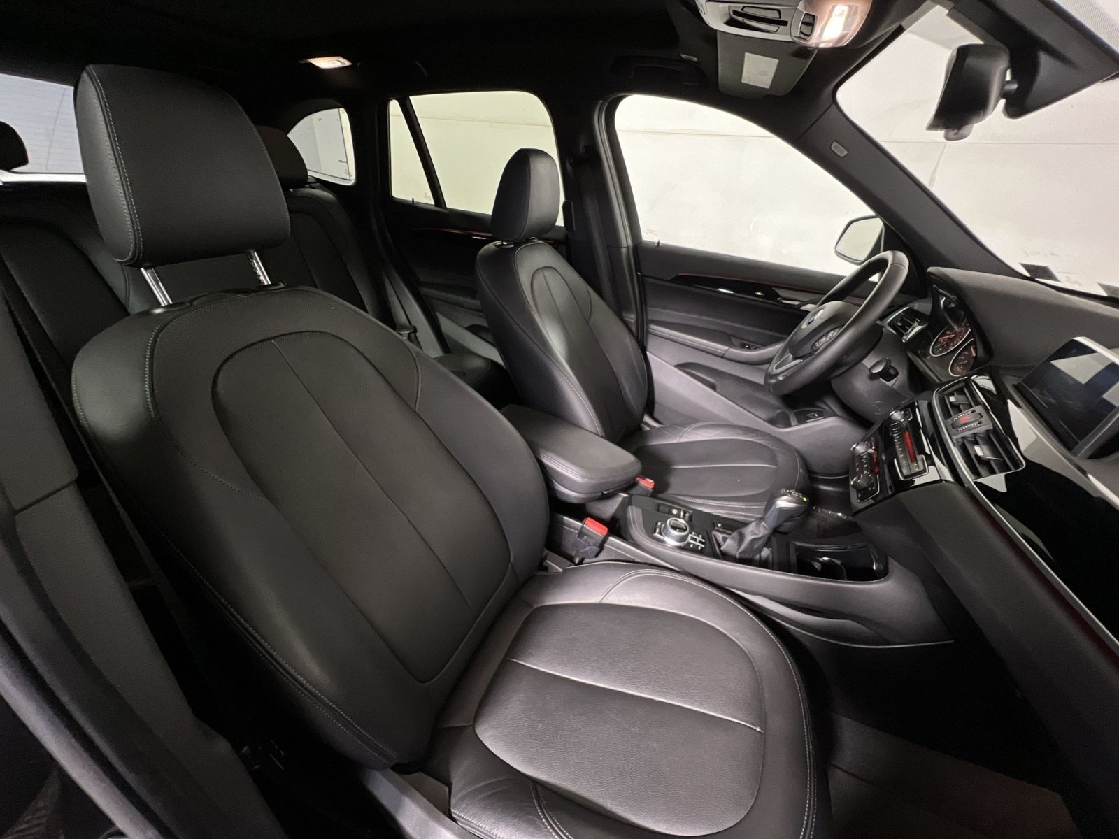 Used 2018 BMW X1 xDrive28i AWD/4WD image 27