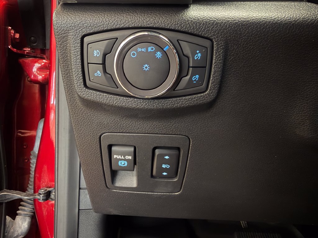 Certified 2019 Ford F150 XLT w/ Equipment Group 302A Luxury AWD/4WD image 40