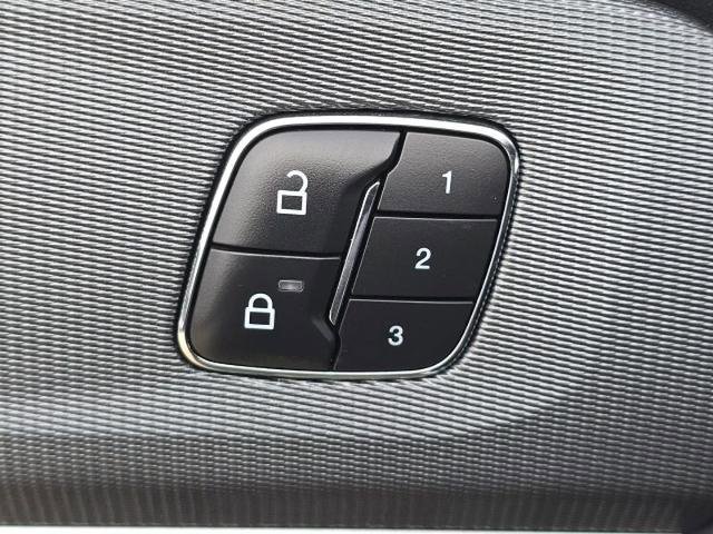 Certified 2025 Ford Explorer ST-Line w/ Premium Package image 16