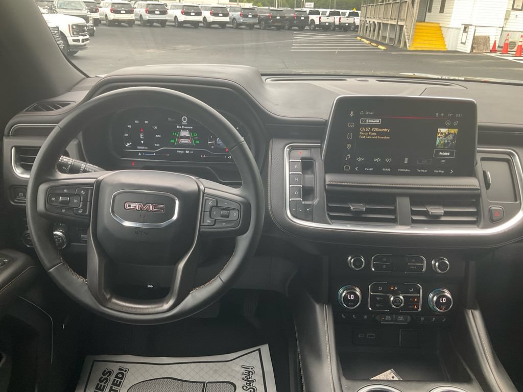 Used 2023 GMC Yukon AT4 w/ AT4 Premium Plus Package AWD/4WD image 25