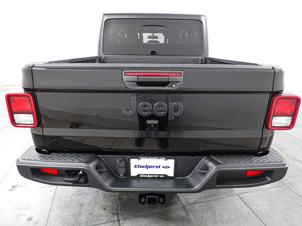 Used 2022 Jeep Gladiator Sport AWD/4WD image 6