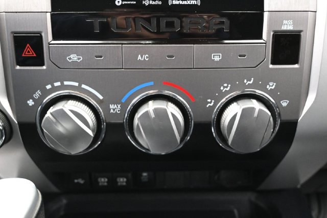Used 2020 Toyota Tundra SR5 w/ SR5 Upgrade Package AWD/4WD image 21
