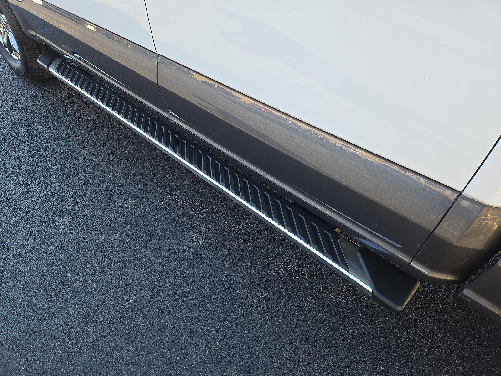 Certified 2022 Ford F150 XLT w/ Equipment Group 302A High image 11