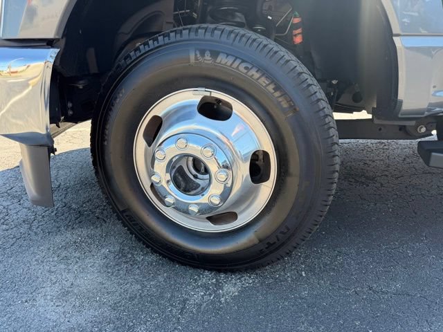 Certified 2026 Ford F350 XLT w/ 360-Degree Camera Package AWD/4WD image 2