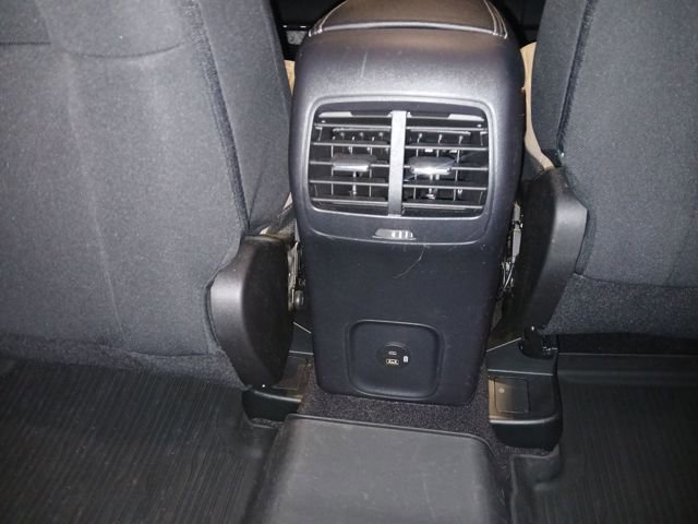 Certified 2022 Ford Escape SE w/ Cold Weather Package image 55