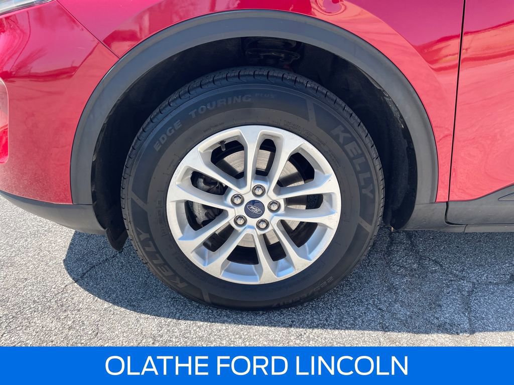 Certified 2021 Ford Escape SE image 30