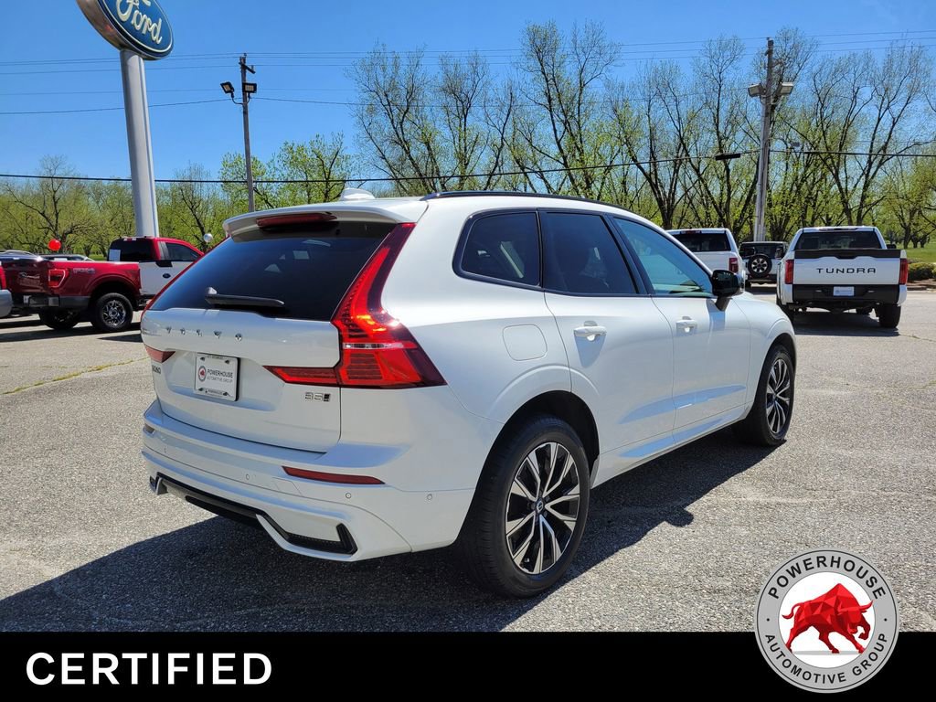 Used 2024 Volvo XC60 B5 Plus AWD/4WD image 6