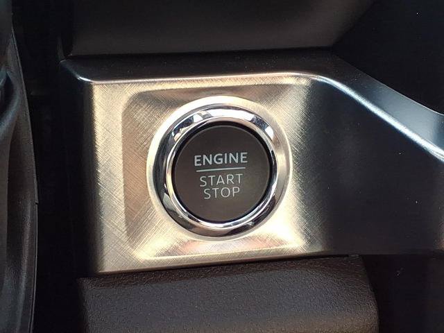 Certified 2025 Ford F250 King Ranch AWD/4WD image 18
