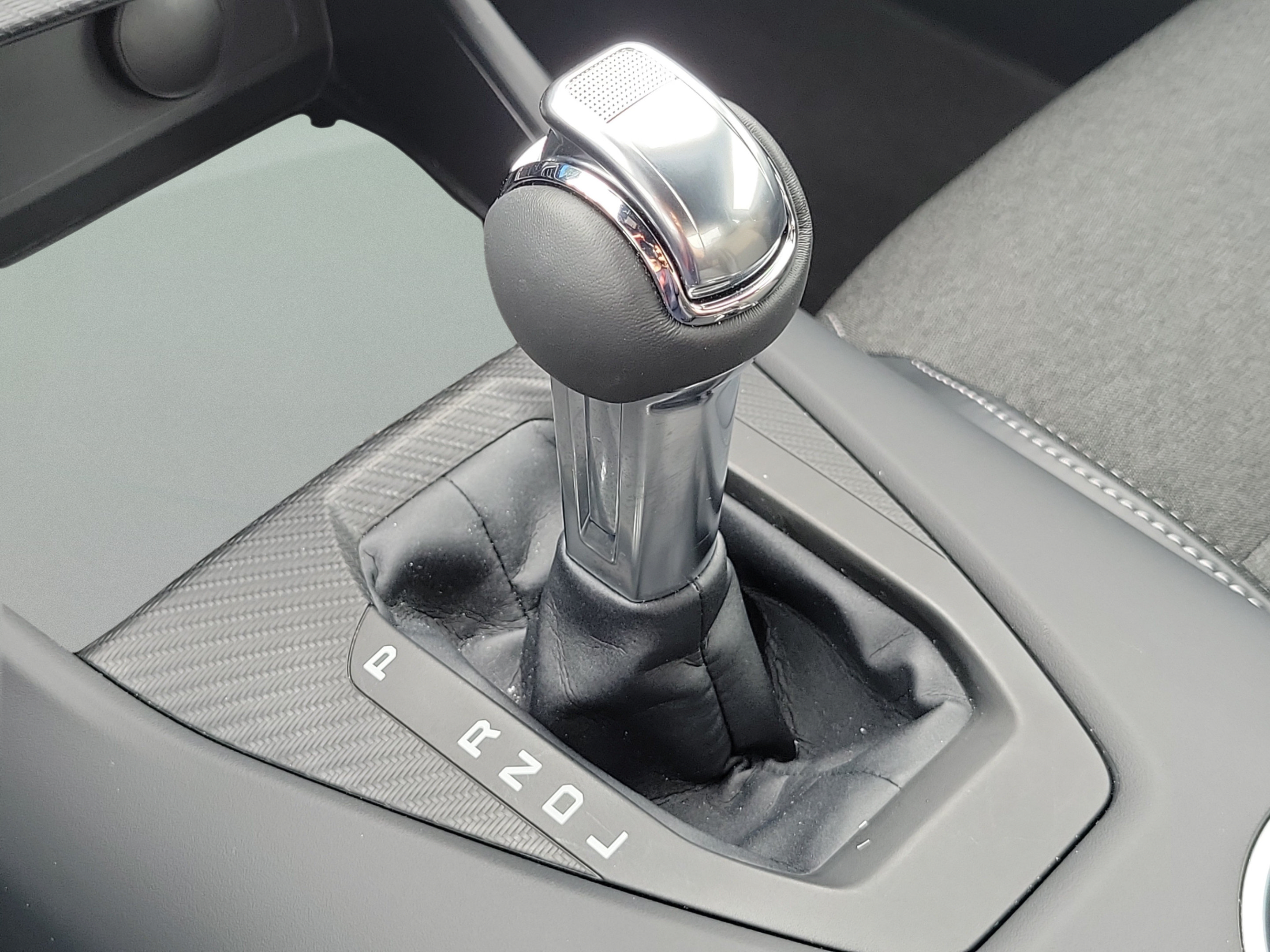 Certified 2026 Ford Mustang Coupe RWD image 25