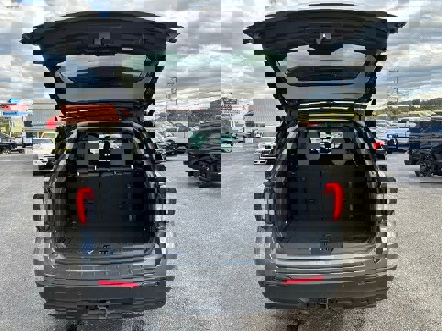 Certified 2025 Ford Explorer Active image 11