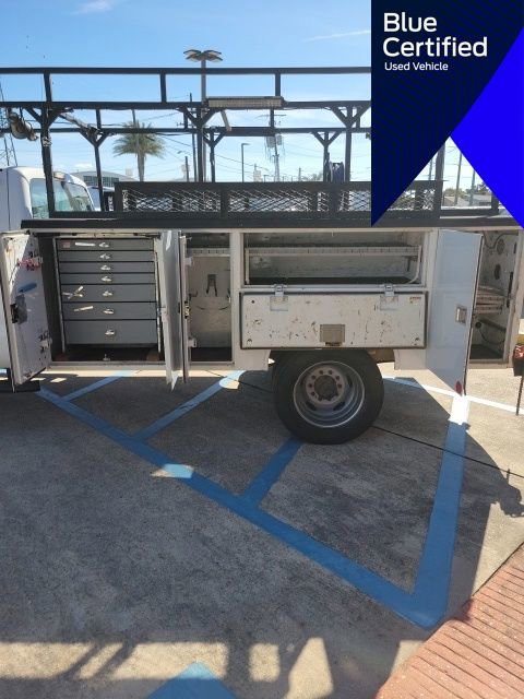 Certified 2016 Ford F550 XL image 40