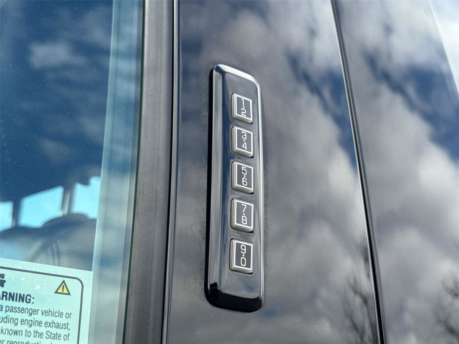 Certified 2022 Ford F350 Lariat w/ Lariat Ultimate Package image 14