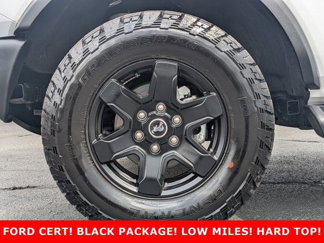 Certified 2025 Ford Bronco Outer Banks w/ Black Appearance Package AWD/4WD image 9