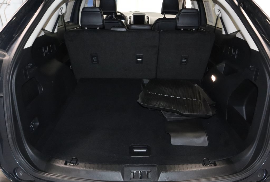 Certified 2024 Ford Edge SEL w/ Convenience Package AWD/4WD image 15