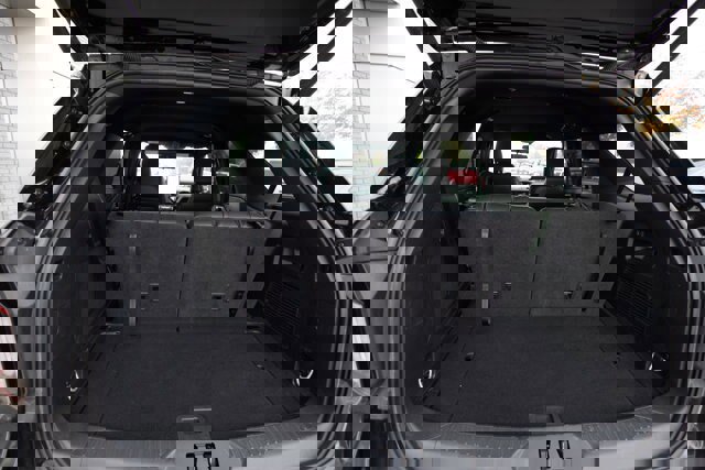 Certified 2025 Ford Explorer ST-Line image 9