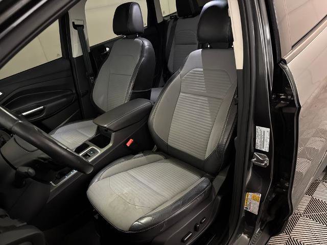 Certified 2017 Ford Escape SE w/ Equipment Group 201A image 17