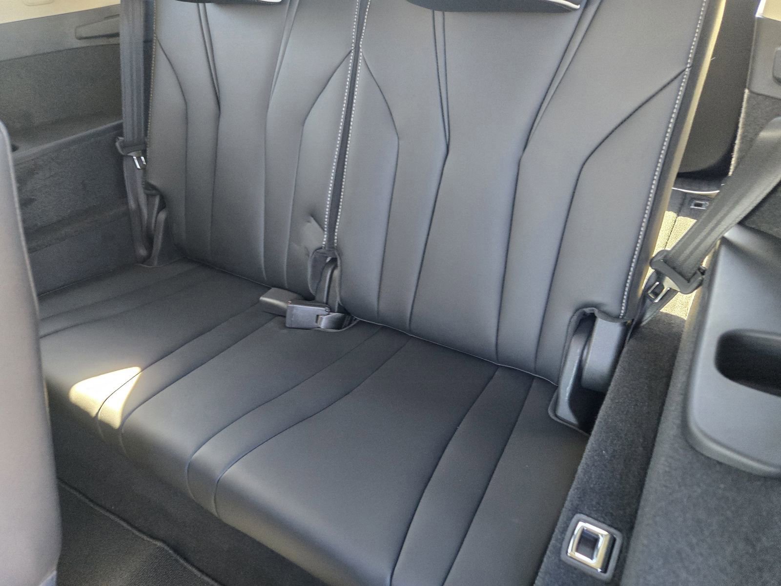 Used 2023 Acura MDX SH-AWD w/ Advance Package image 28