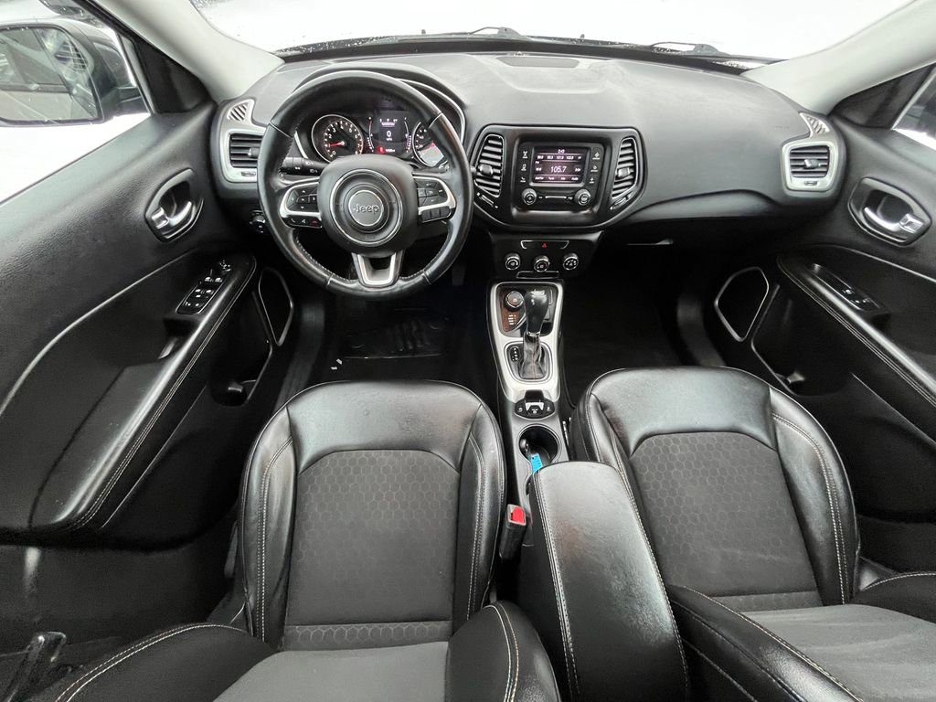 Used 2018 Jeep Compass Latitude image 20