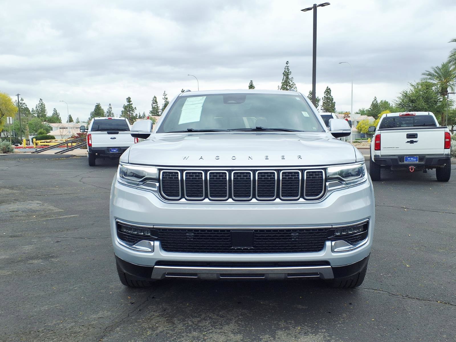 Used 2022 Jeep Wagoneer Series III w/ Flexible Seating Group image 2