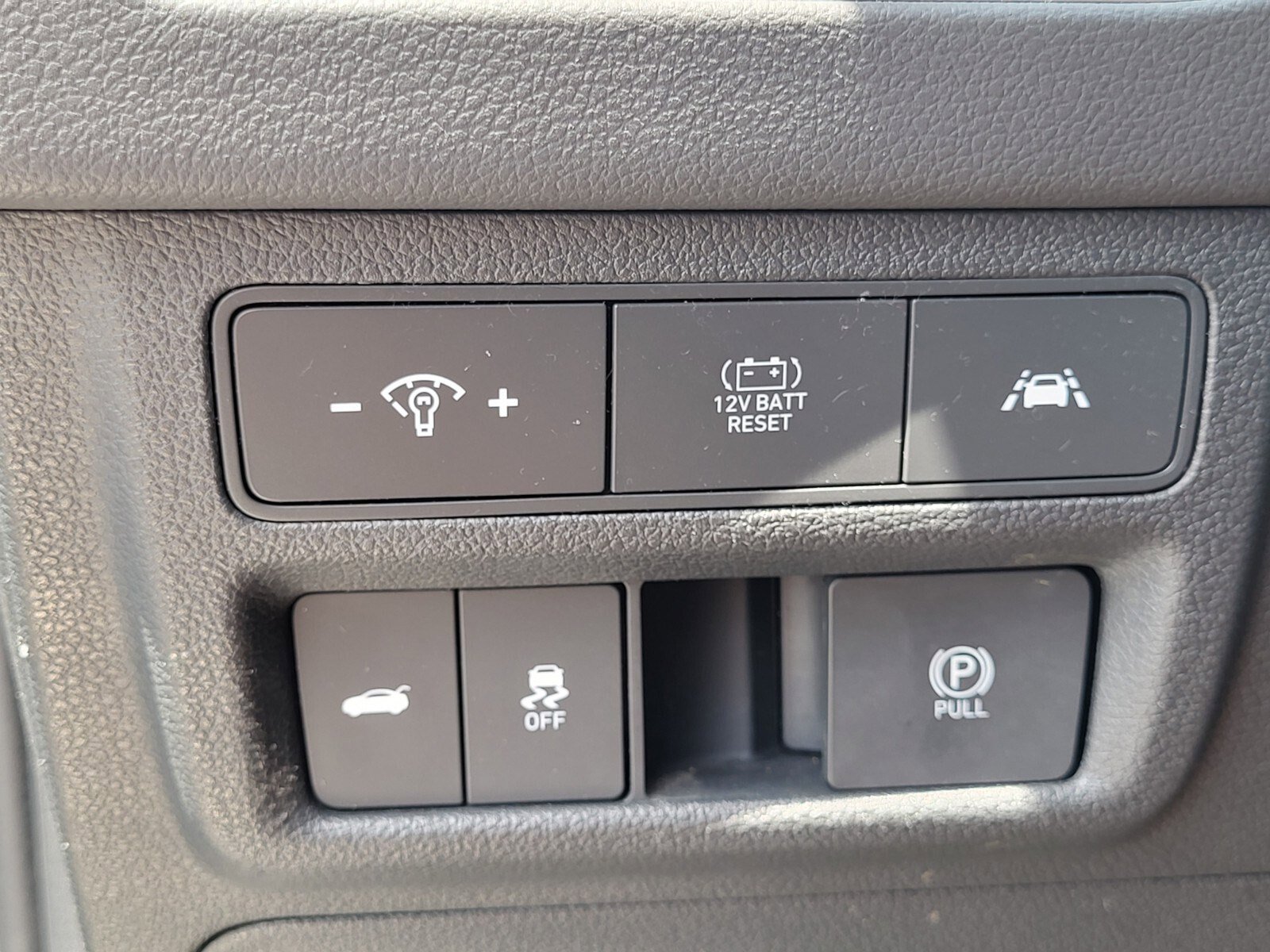 Used 2022 Hyundai Sonata Limited FWD image 23