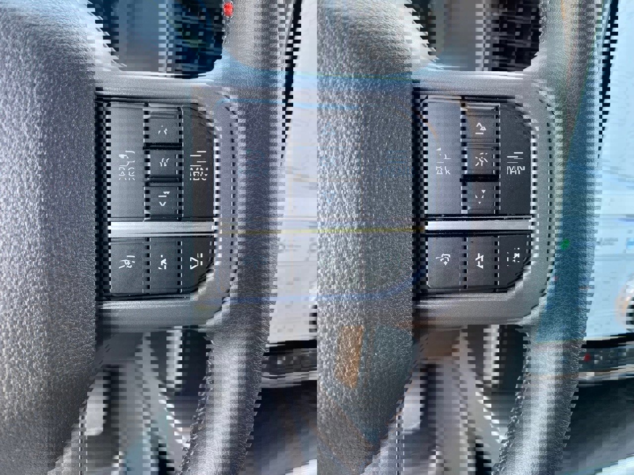 Certified 2025 Ford F150 Lightning Lariat image 25