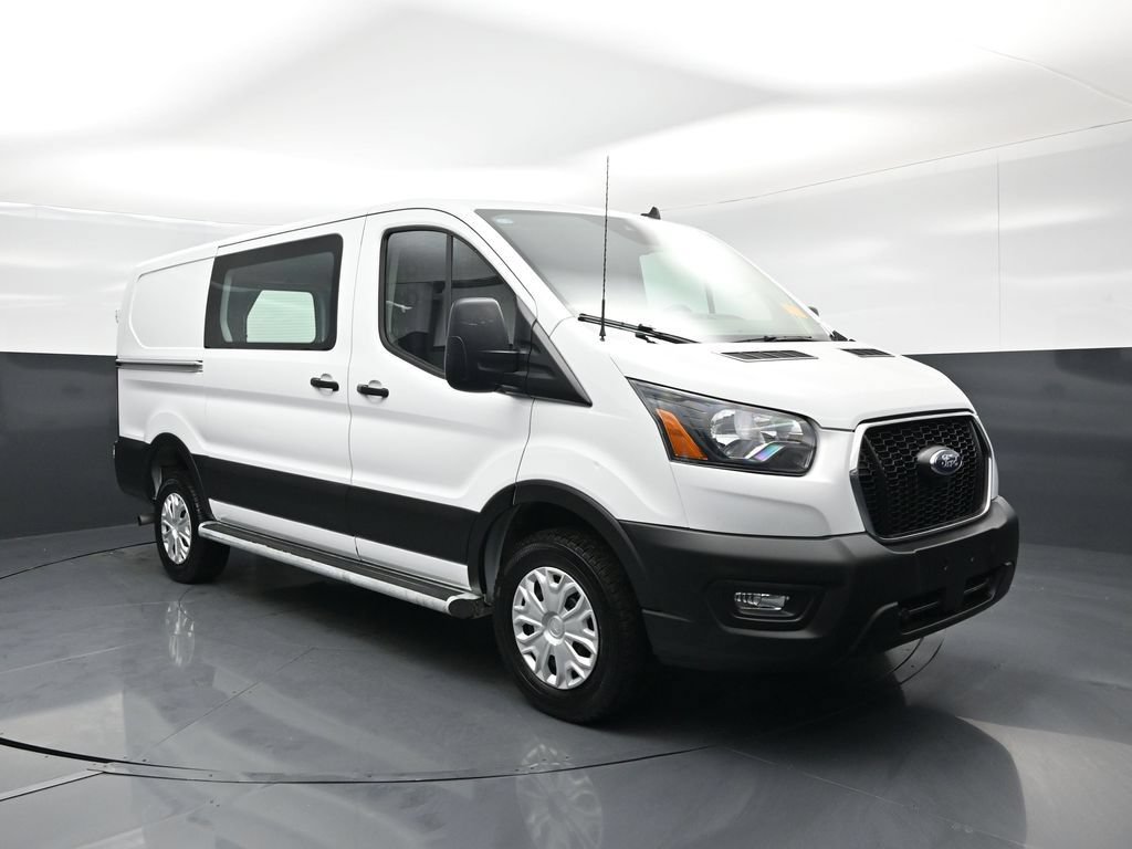 Certified 2025 Ford Transit 250 Low Roof w/ Exterior Upgrade Package RWD image 47