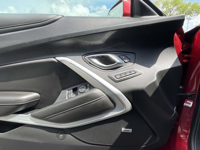 Used 2018 Chevrolet Camaro LT RWD image 12