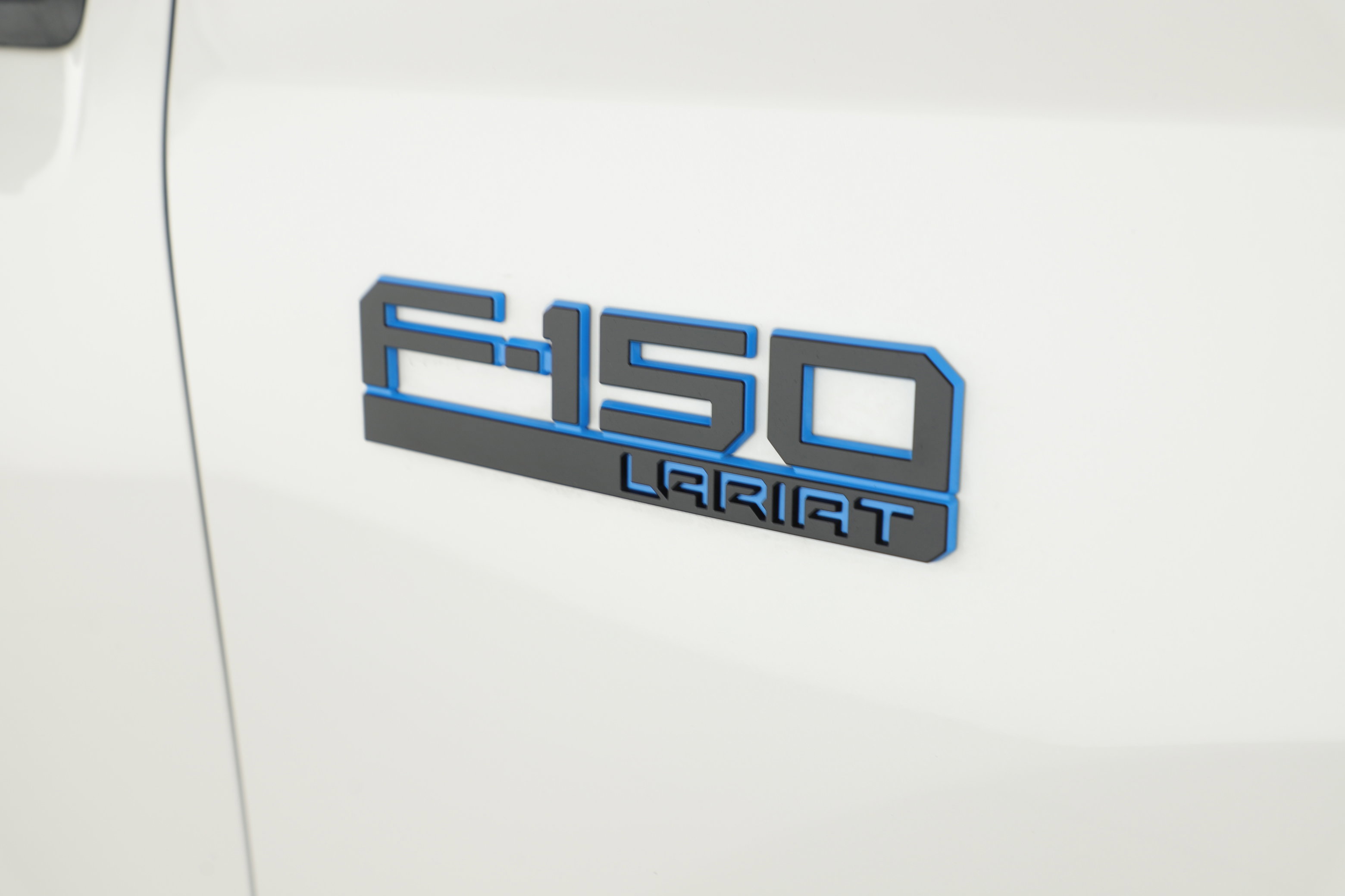 Certified 2025 Ford F150 Lightning Lariat image 5