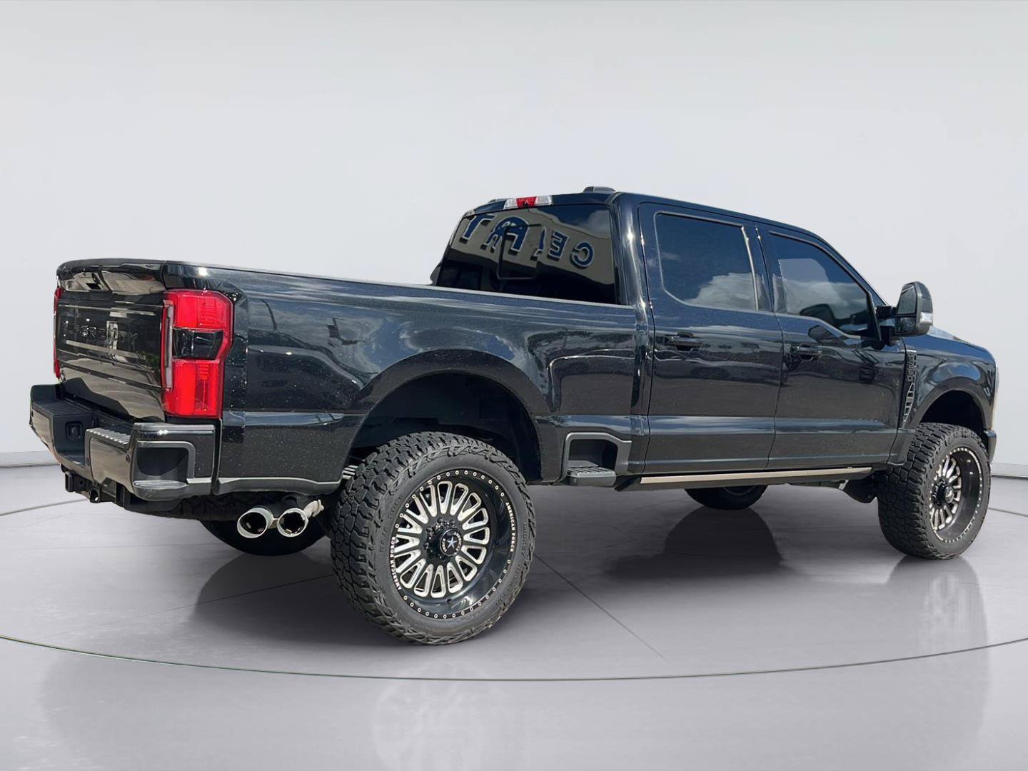 Certified 2025 Ford F250 Platinum w/ Tremor Off-Road Package AWD/4WD image 6
