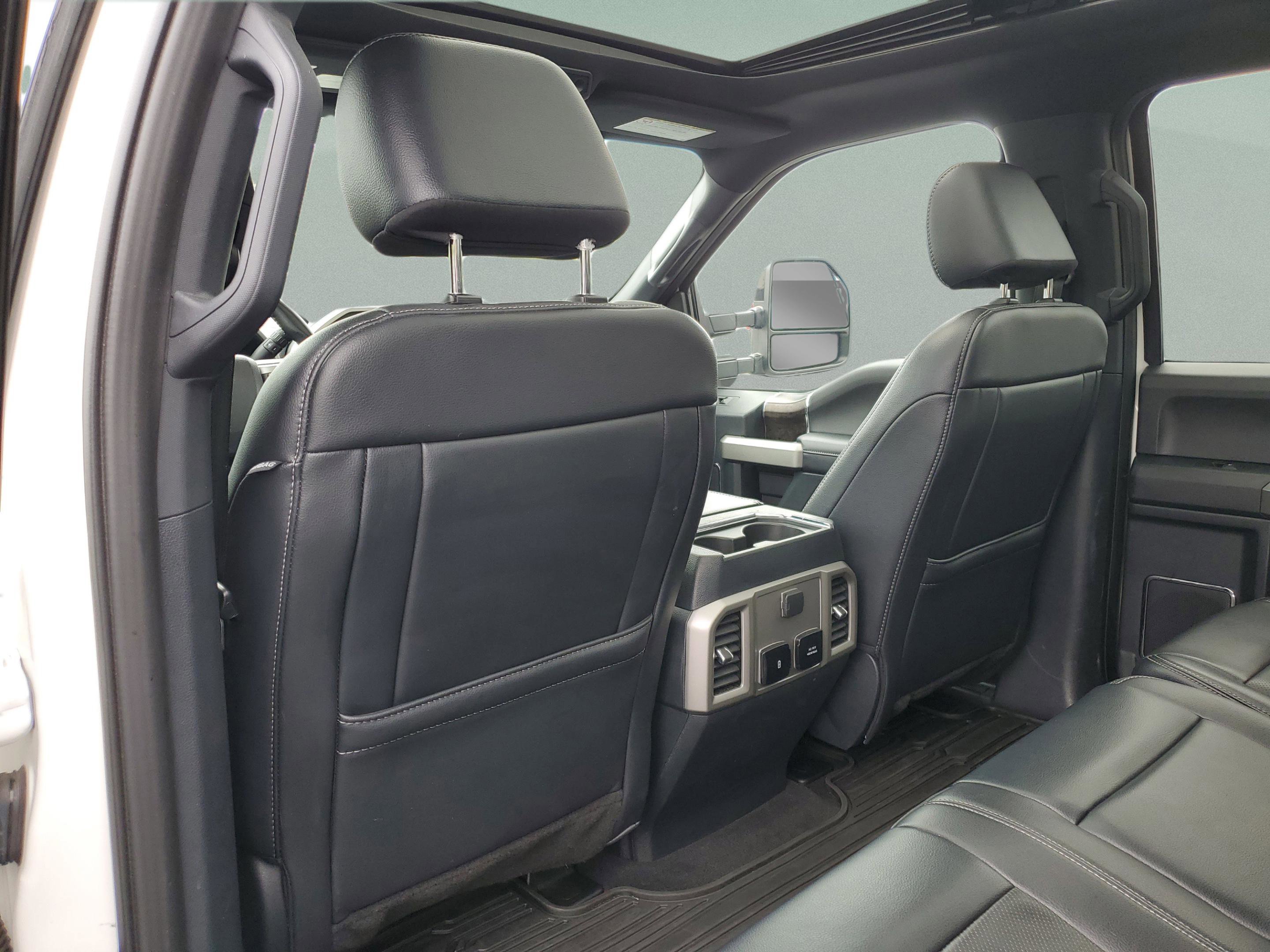 Certified 2022 Ford F350 Lariat w/ Black Appearance Package AWD/4WD image 12