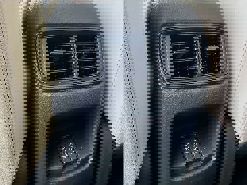 Used 2020 Honda CR-V EX-L image 16