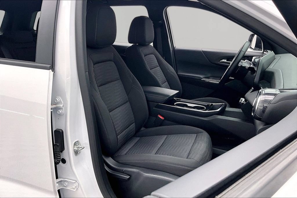Used 2025 Chevrolet Equinox LT AWD/4WD image 7