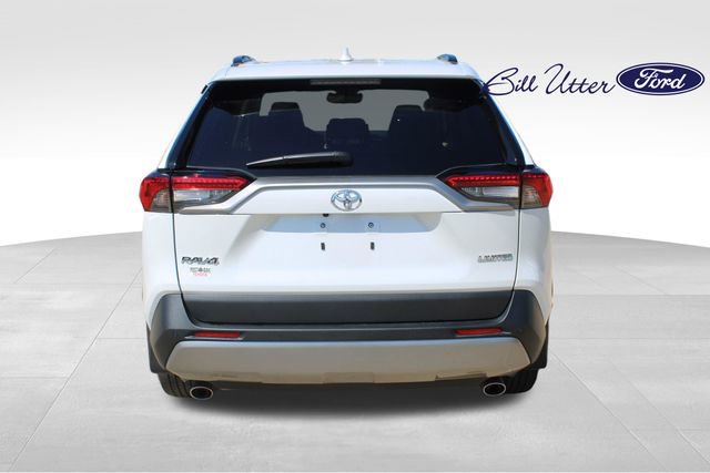 Used 2025 Toyota RAV4 Limited FWD image 6