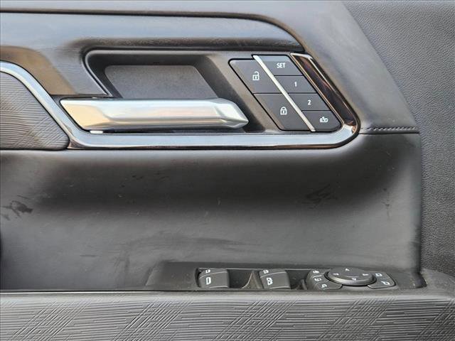 Used 2025 GMC Sierra 2500 AT4X AWD/4WD image 28