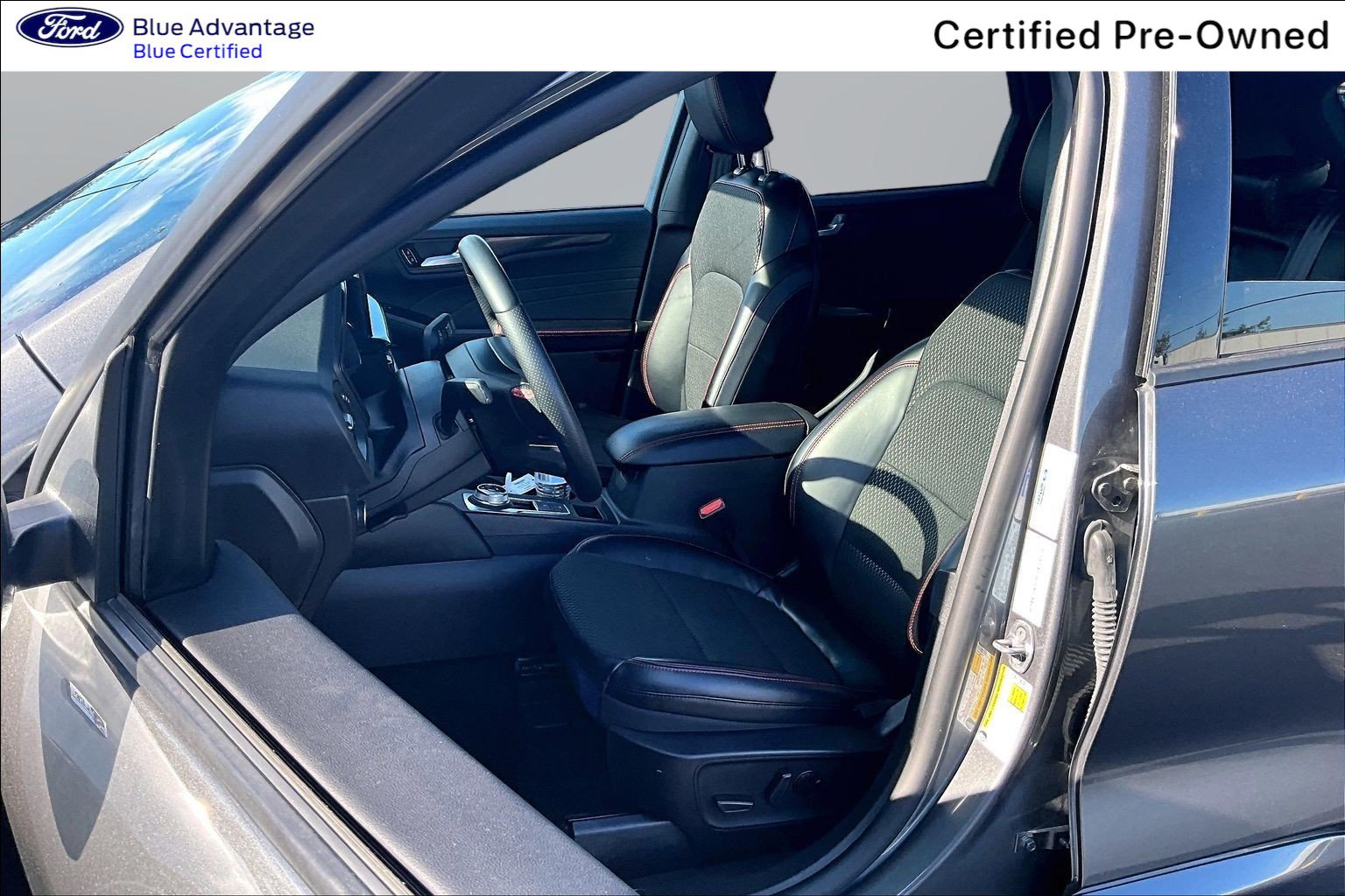 Certified 2024 Ford Escape ST-Line w/ Tech Pack #1 AWD/4WD image 16