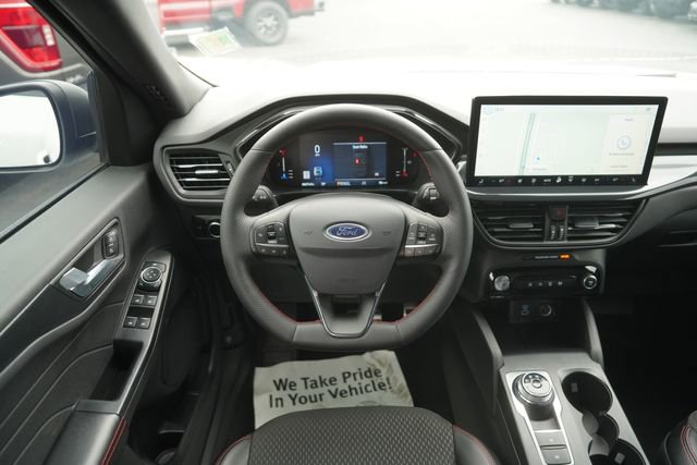 Certified 2023 Ford Escape ST-Line w/ Tech Pack #1 FWD image 21
