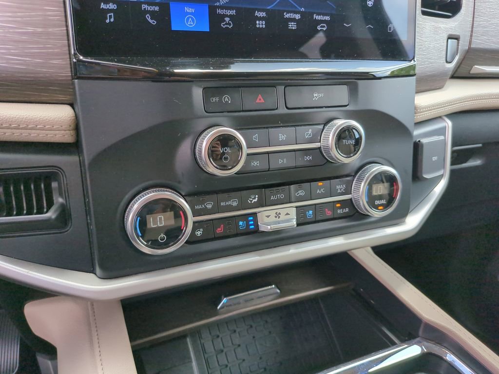 Certified 2024 Ford Expedition Limited AWD/4WD image 30