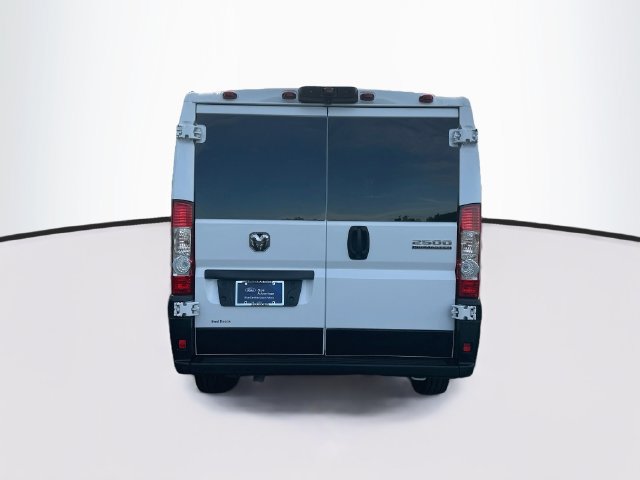 Used 2025 RAM ProMaster 2500 w/ U-Haul Equipment Group FWD image 9
